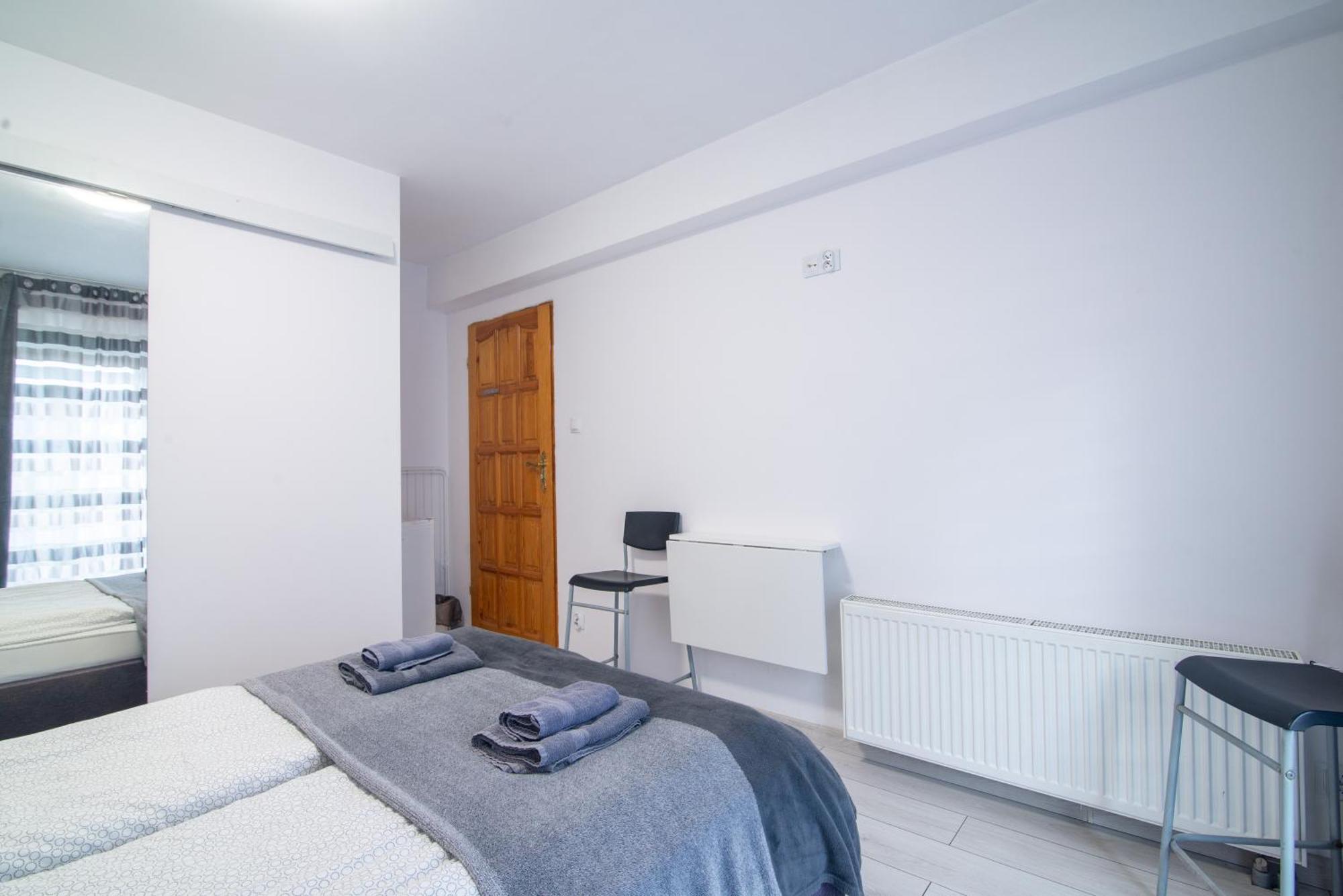 I I Z Lazienkami Apartament